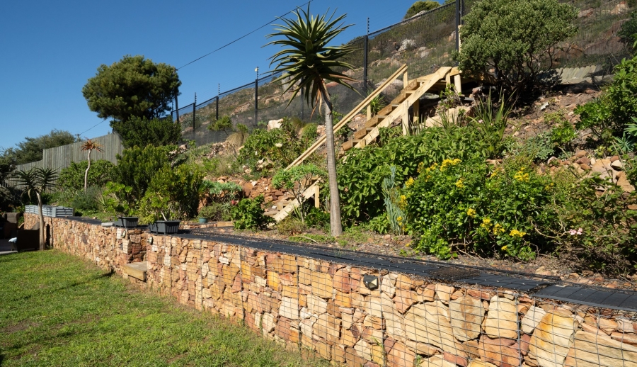 4 Bedroom Property for Sale in Fish Hoek Western Cape